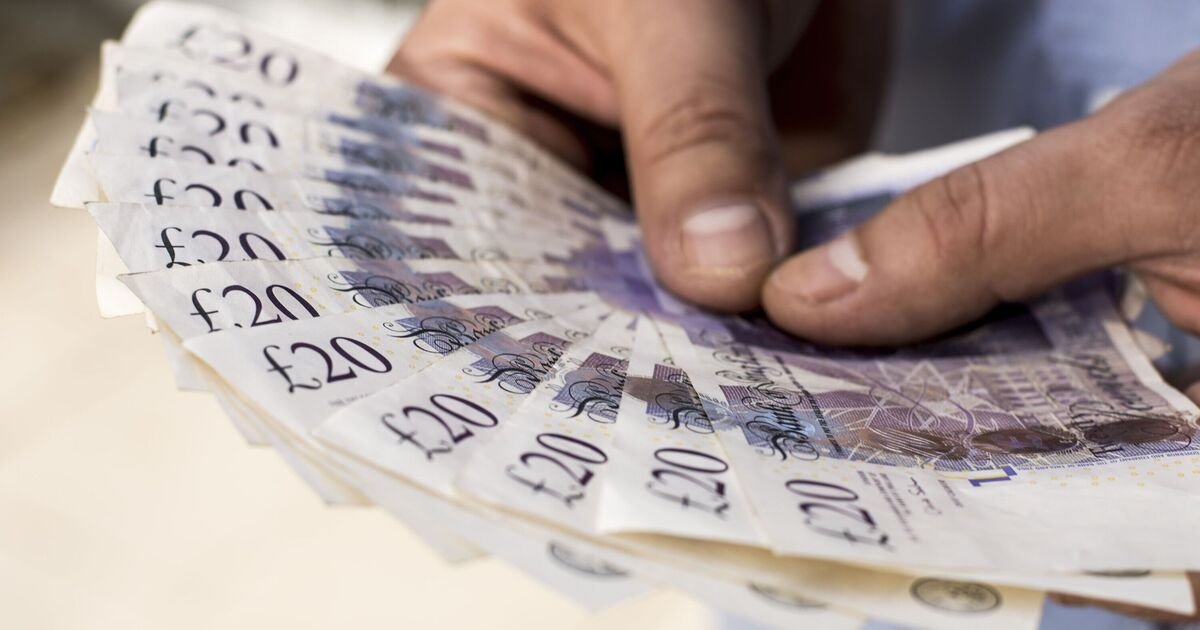 Households Can Apply for £500 Cost of Living Payments Until February End