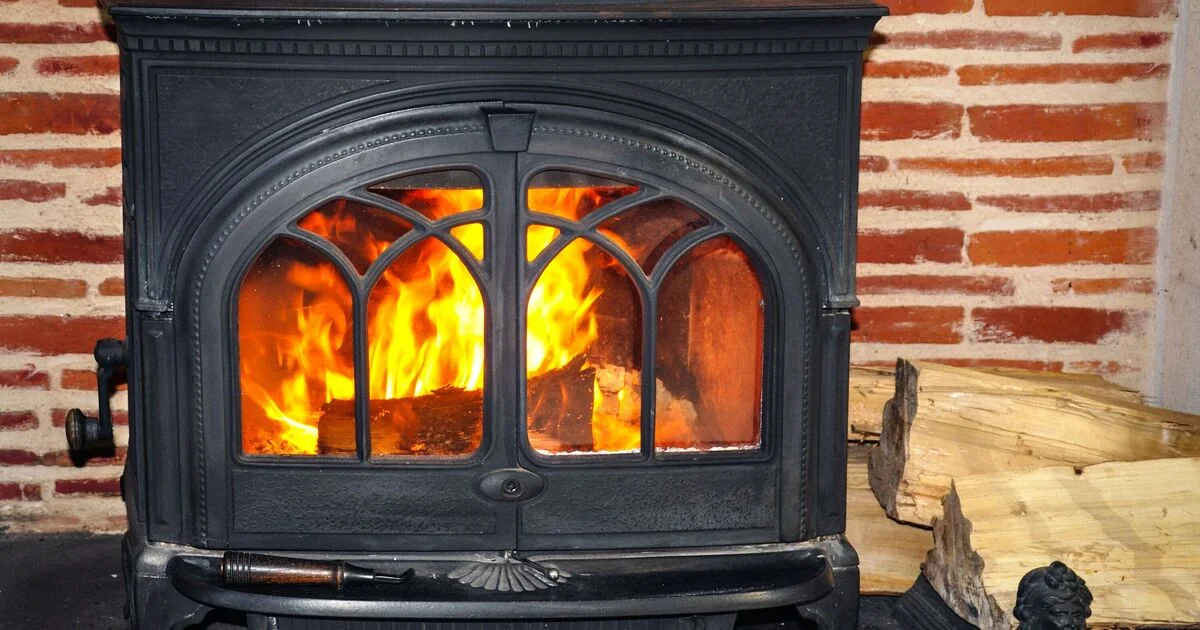 Households Risk £300 Fines for Improper Use of Log Burners Under New Regulations