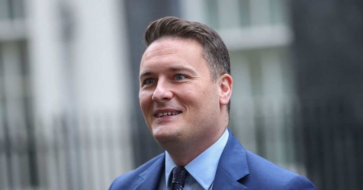 GP Appointment Wait Times Soar as Labour Faces Criticism Over Healthcare Management