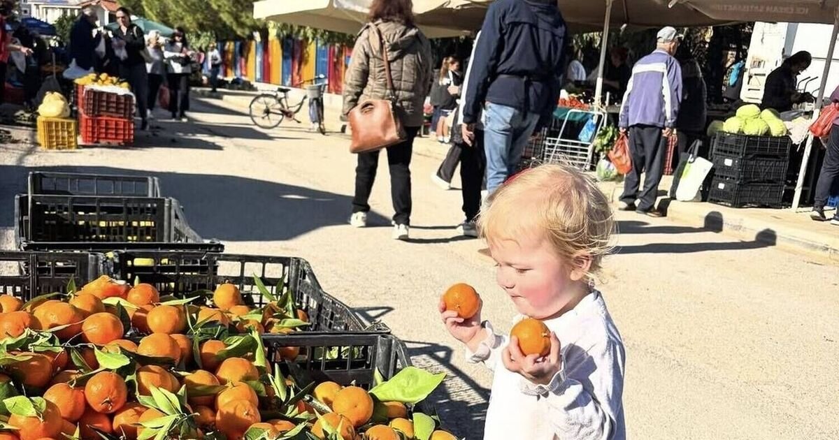 British Mother Moves to Greece, Cuts Monthly Bills by Over £2,000