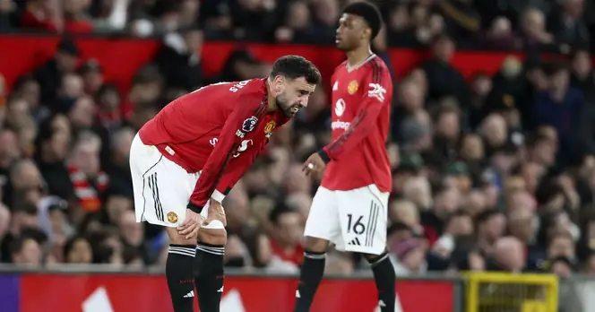 Manchester United Captain Bruno Fernandes Disappointed After Leeds Defeat