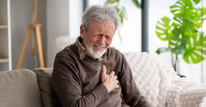 Cardiologist Outlines Six Evening Habits to Support Heart Health