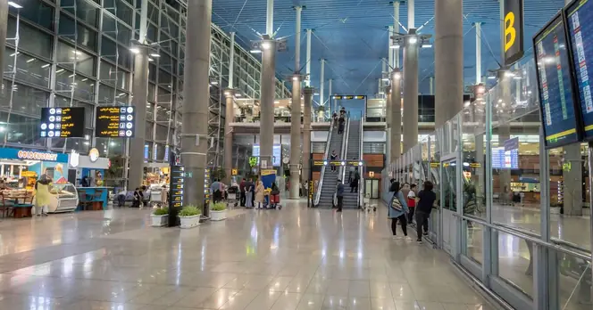 Imam Khomeini Airport Resumes Flights to Turkey and Oman Ahead of Peace Talks