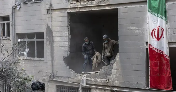 Iran Warns of Serious Consequences Amid Stalled US Peace Talks