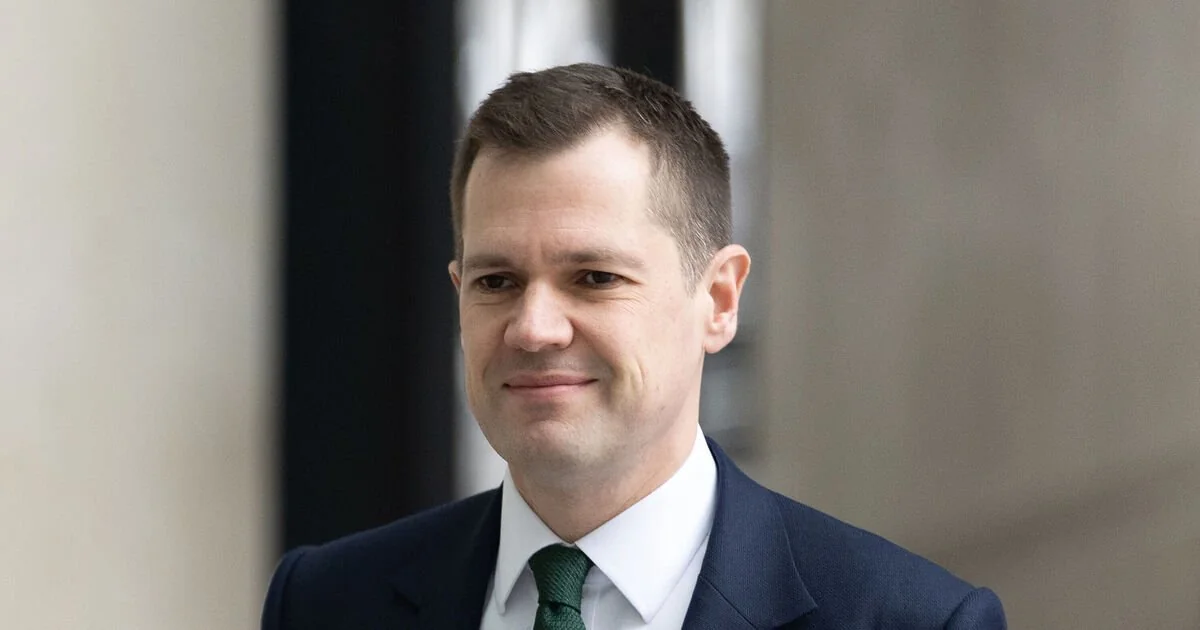 Robert Jenrick Critiques Government for Overlooking North Sea Energy Resources