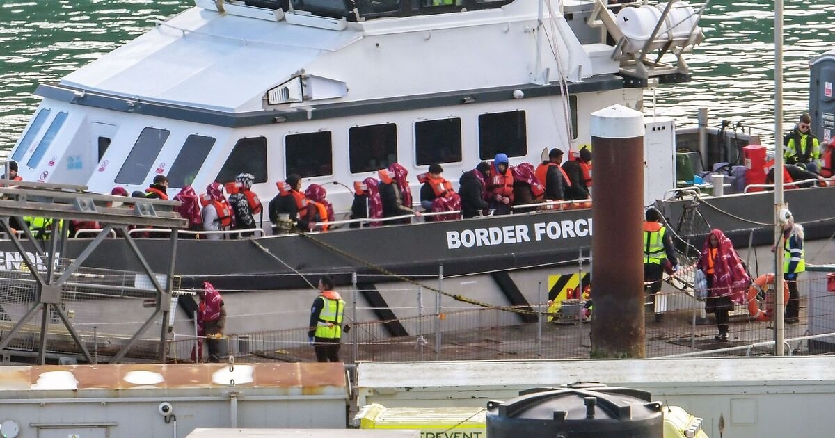 Labour Party Divided Over Keir Starmer's Migrant Accommodation Strategy