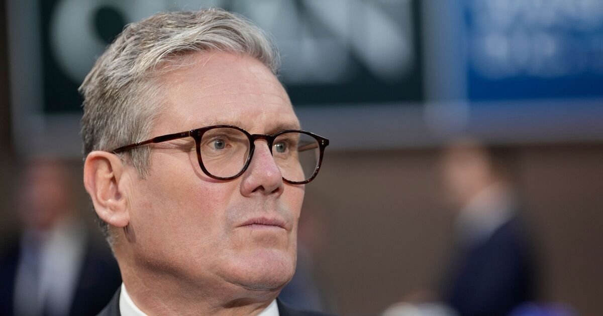 Keir Starmer forgoes government jet for China trip over surveillance fears