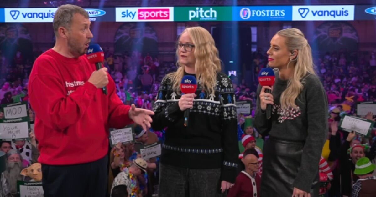 Crowd at World Darts Championship Chants Against Keir Starmer Amid Discontent