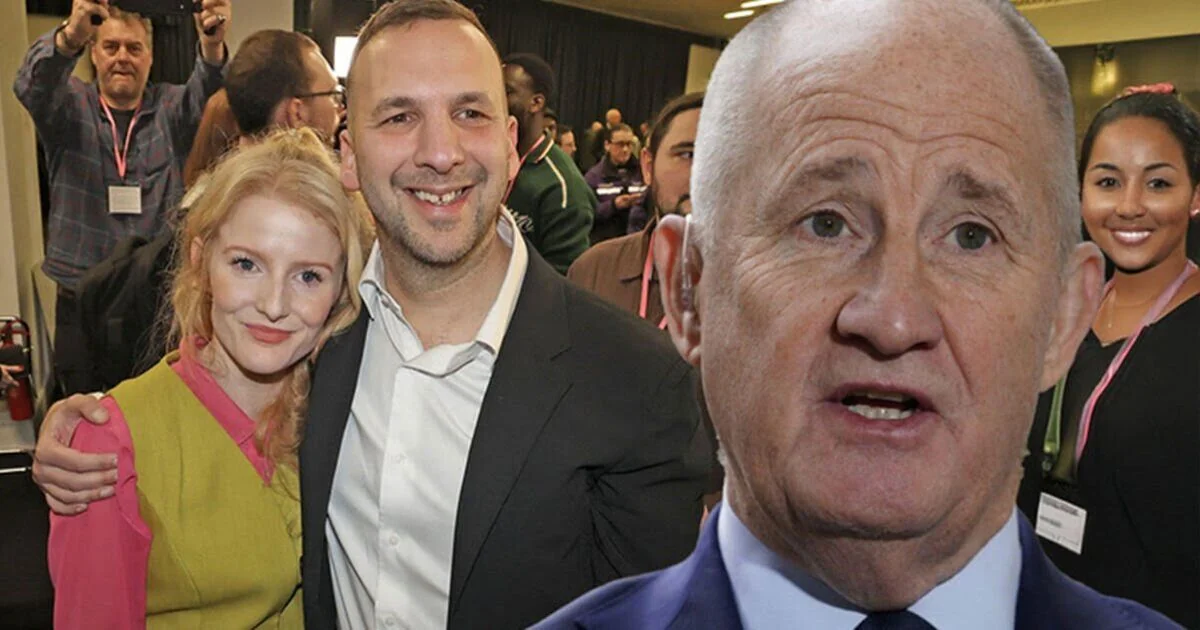 Tory Chairman Says Keir Starmer's Leadership Is No Longer Sustainable