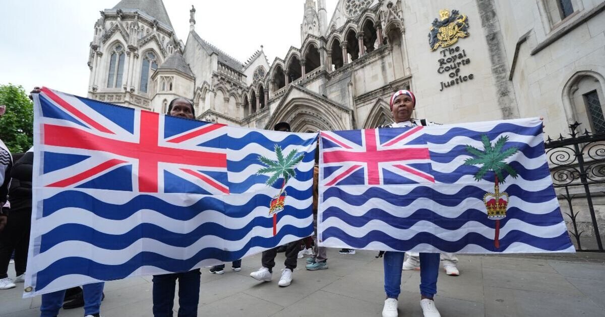 Labour Faces Backlash Over Chagos Islands Environmental Controversy