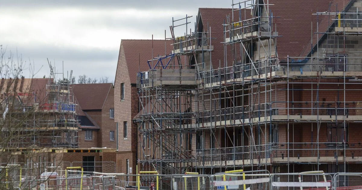 Labour Under Fire Over Controversial Housing Plans for Migrants
