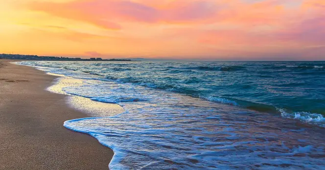 Caspian Sea: World's Largest Lake Comparable in Size to Japan