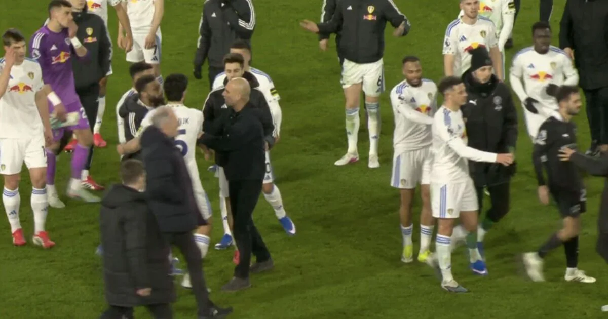 Guardiola Mediates After Farke's Red Card in Tense Leeds vs Man City Clash