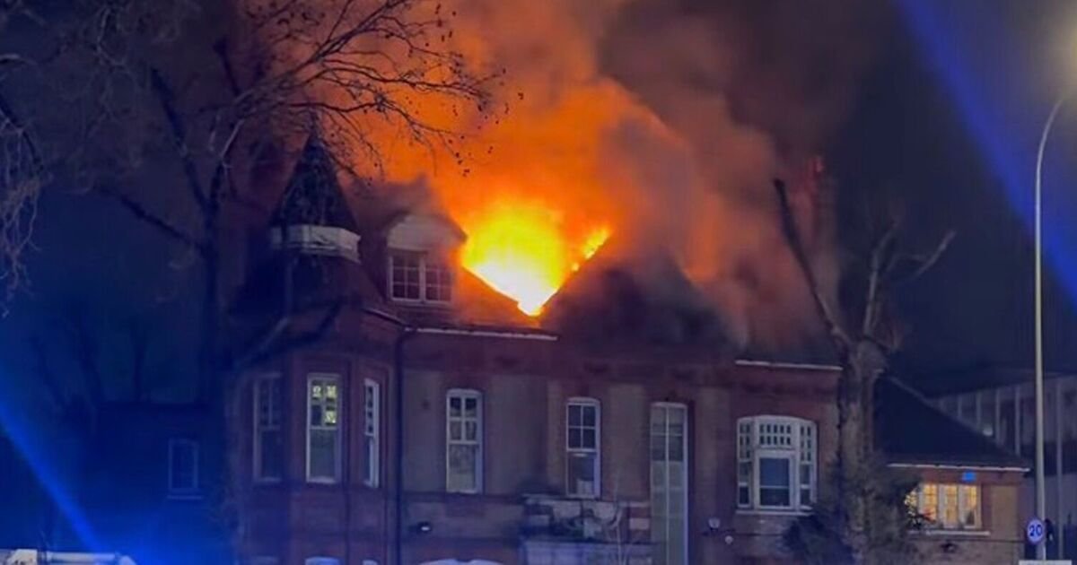 Major Fire in Lewisham Causes Large Smoke Cloud, Residents Advised to Stay Indoors