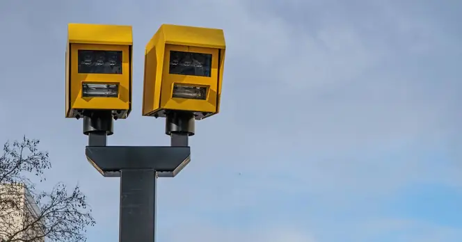 Unknown DVLA Rule Sets Lower Speed Limits for Certain Vehicle Types