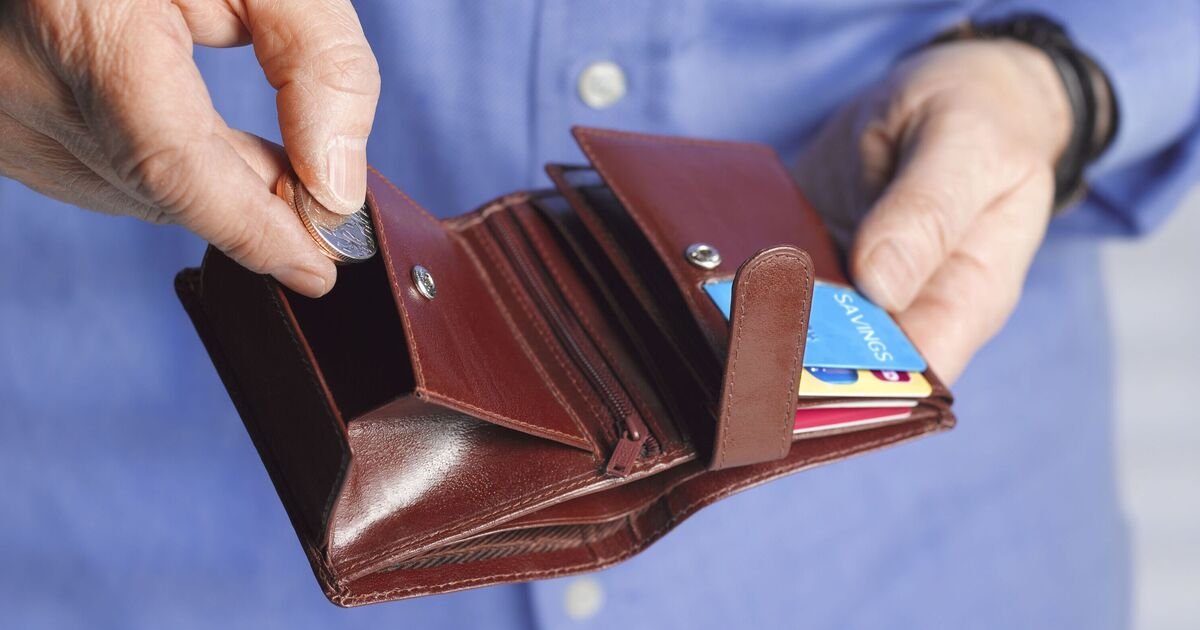 DWP to Cut Universal Credit Support By Up to £2,472 Annually Starting April 6