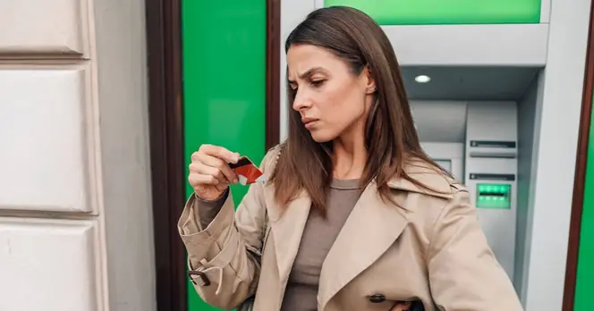 Lloyds Bank Introduces New Cash Withdrawal Restrictions for Customers
