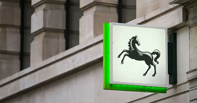 Lloyds Banking Group to Compensate Customers £40 Amid Technical Glitch