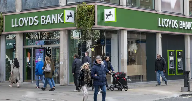 Lloyds Bank to Compensate Customers £829 as Part of Finance Redress Scheme