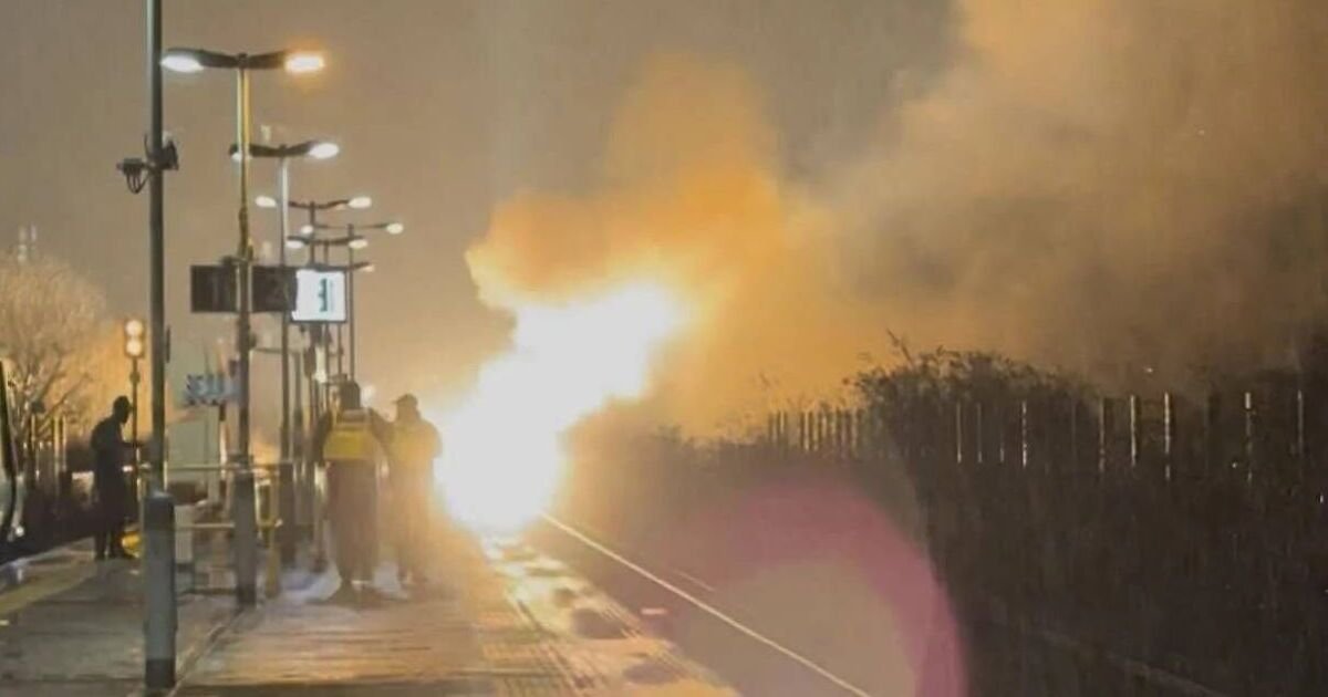 Fire at Queen's Road Peckham Station Leads to Evacuation and Disruptions