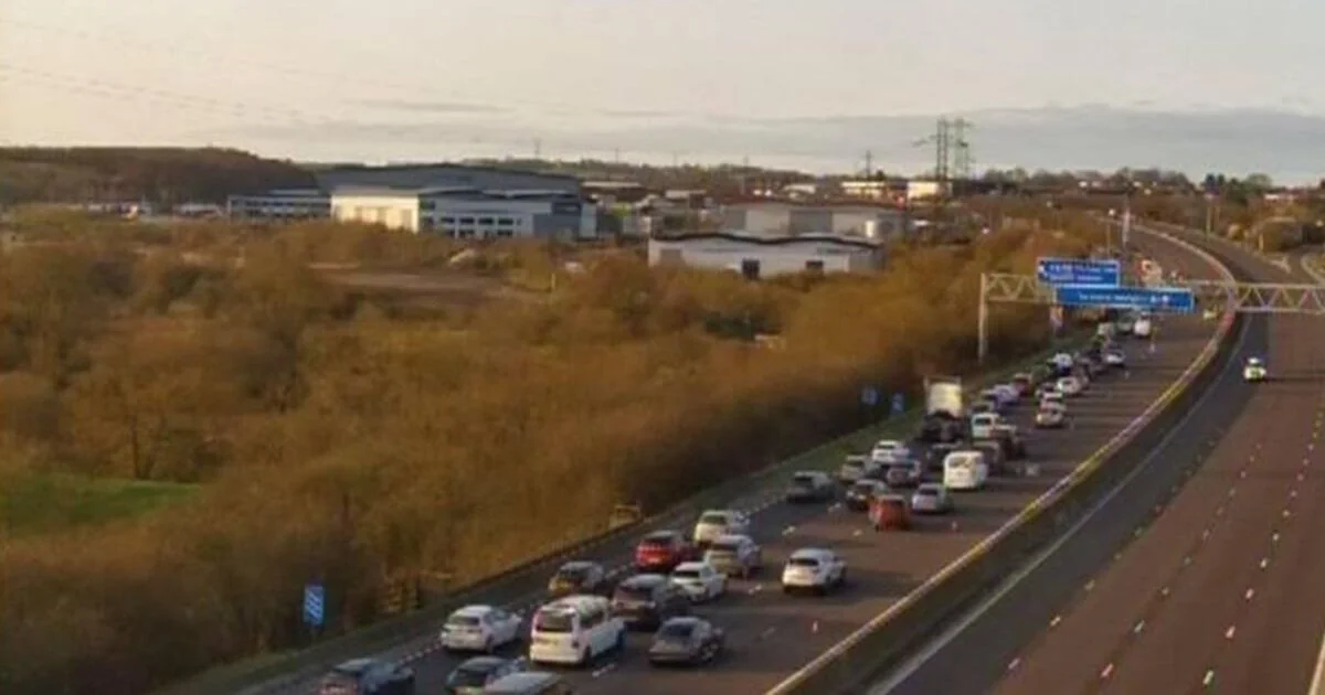 M1 Closed Between Junctions 29 and 29A Due to Police Incident