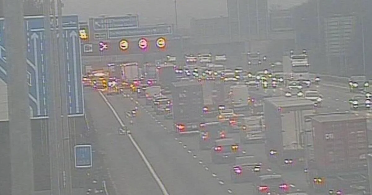 M1 Traffic Disruptions Following Rush Hour Crash Between Junctions 23 and 24