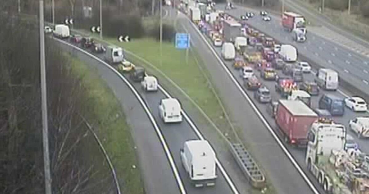 M25 Rush Hour Delays: Collision Causes Lane Closure and 50-Minute Waits