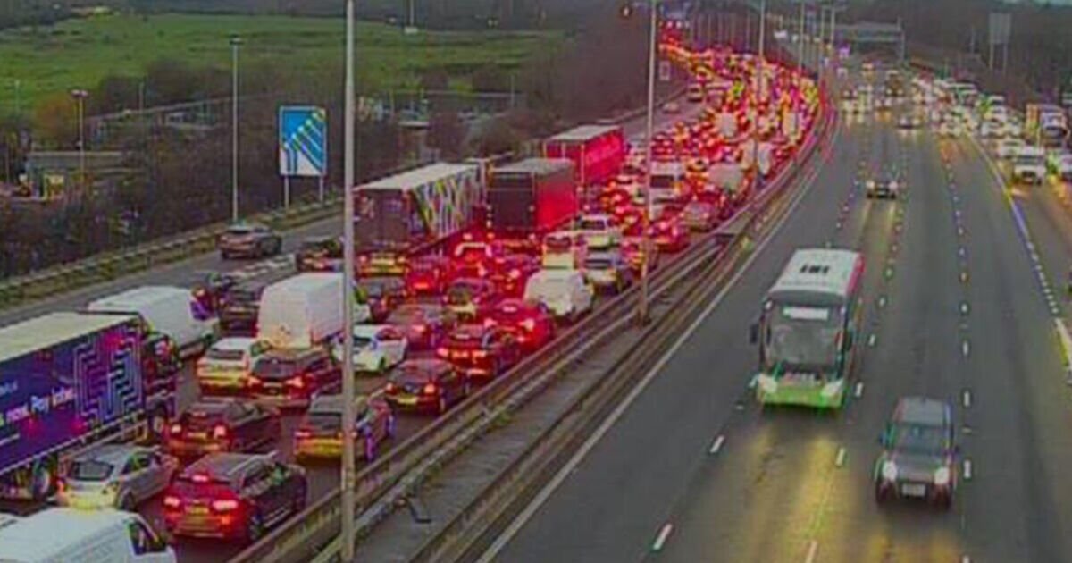 M4 Delays Near Heathrow Airport Following Thursday Vehicle Fire