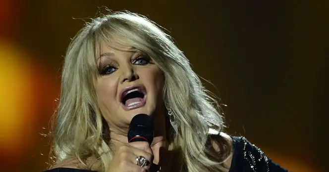 Bonnie Tyler Placed in Induced Coma Following Emergency Surgery for Burst Appendix
