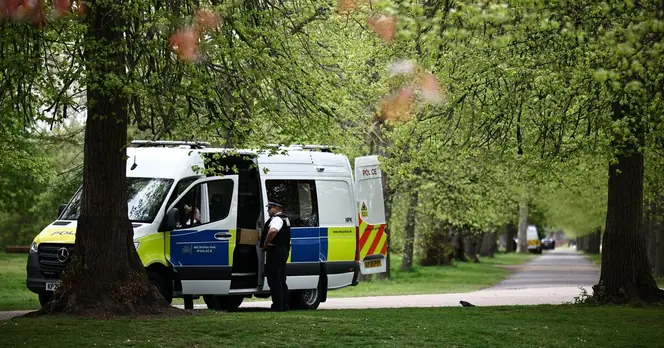 Kensington Gardens Reopens After Police Investigation Near Israeli Embassy