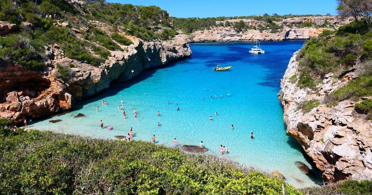New Regulations to Address Beach Overcrowding for Majorca Tourists