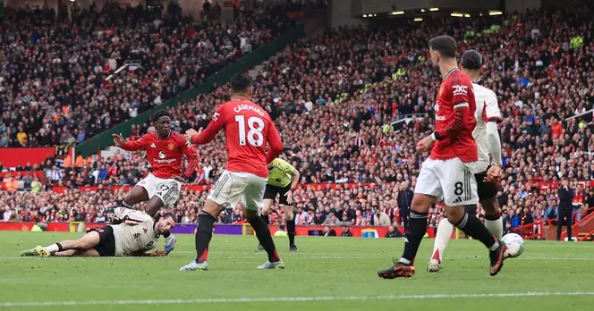 Manchester United Defeats Liverpool 1-0, Mainoo Shines with Late Winner