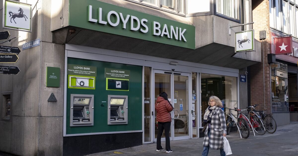 Over 125 UK Bank Branches to Close This Week, Sparking Customer Concerns