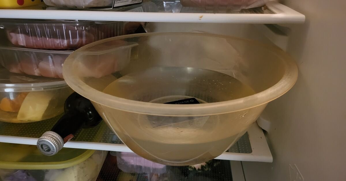 Martin Lewis Advocates Bowl of Water Trick to Combat Credit Card Debt