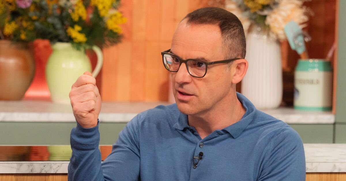 Martin Lewis Warns Mobile Users of Costly Contract 'Dirty Trick'