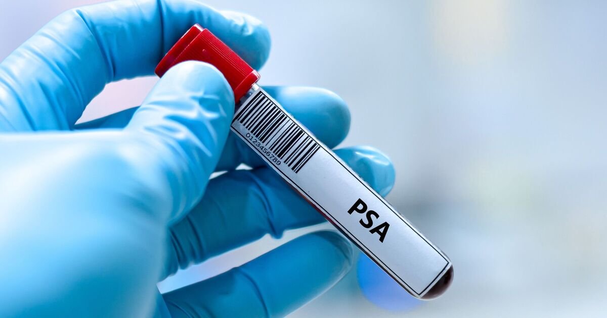 Men Advised to Discuss Key Health Questions with Fathers for Early Detection of Serious Conditions