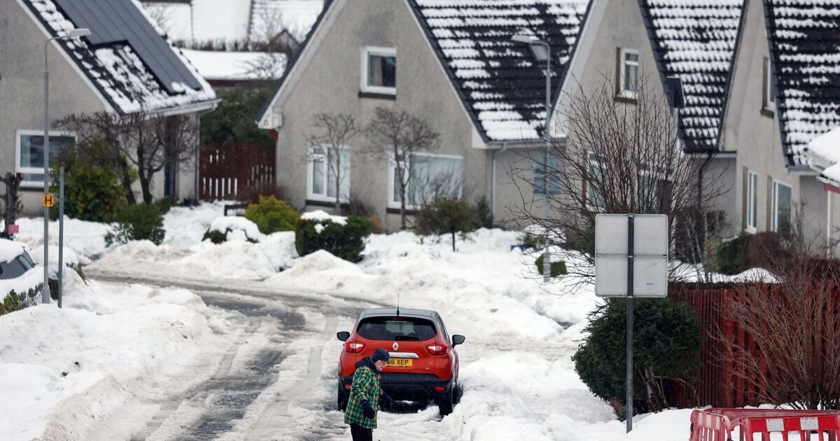 Met Office Issues Yellow Warnings for Snow and Ice in 148 Areas
