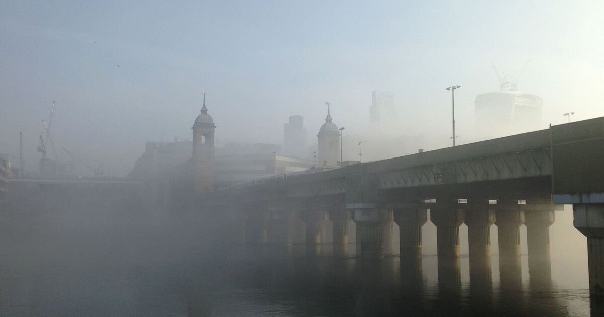 Met Office issues freezing fog warning, warns of flight disruptions for millions