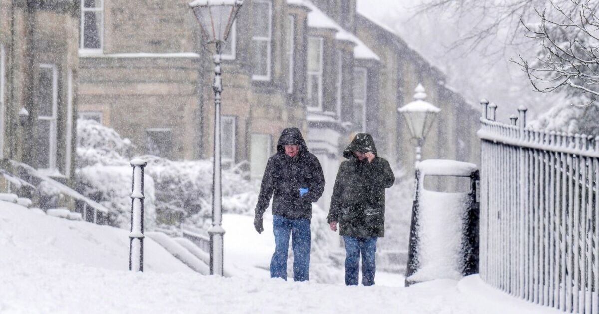 Met Office Issues 10-Hour Weather Warnings for 132 Regions Due to Icy Conditions