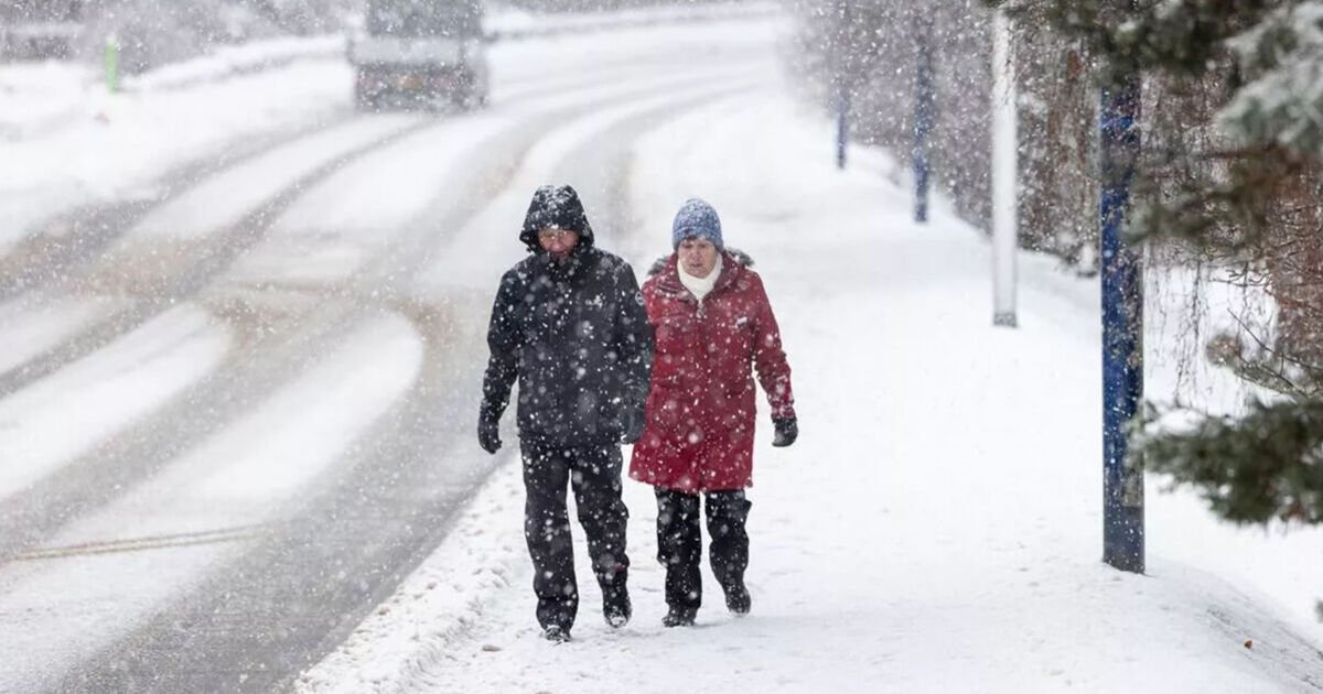 Met Office Issues 13-Hour Snow Warning for 11 UK Regions Amid Blizzards