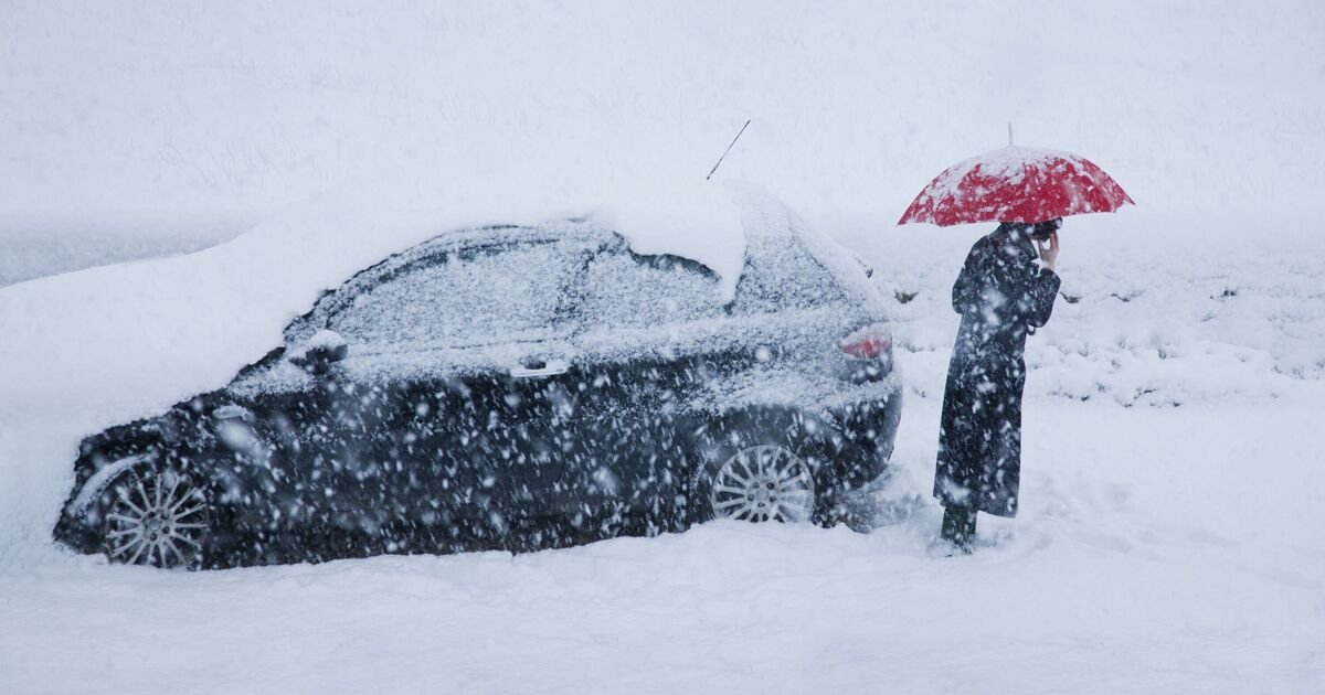 Met Office Issues 14-Hour Snow Warnings for 32 UK Areas