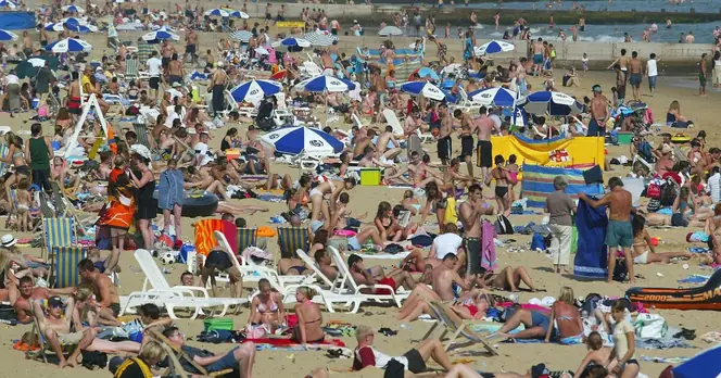 Met Office Warns of Imminent Heatwave with Temperatures Hitting 30C