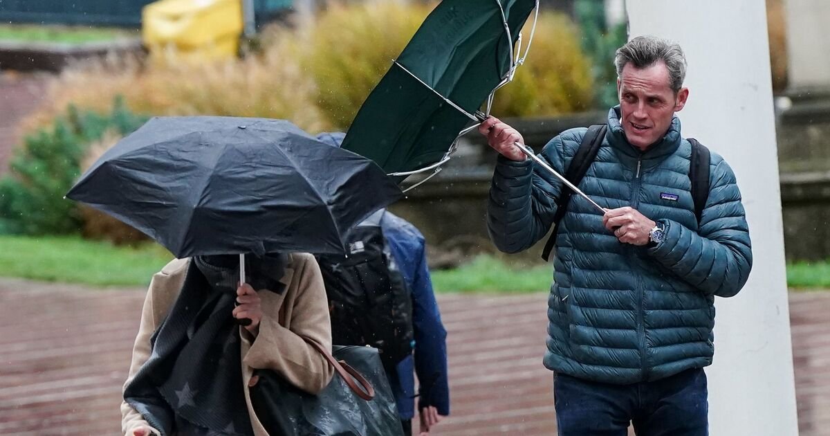 Met Office Issues Amber Weather Warning for Strong Winds Across Five Regions