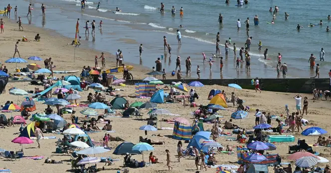 Met Office Issues Red Weather Warning for 53 UK Regions Amid 40C Heatwave