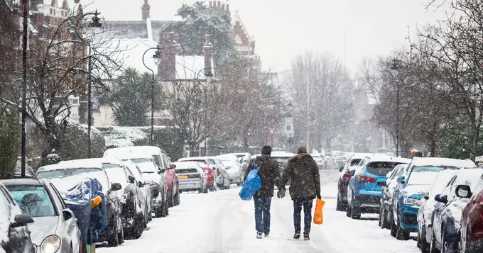 Met Office Issues Weather Warnings for Snow, Sleet, and Hail This Weekend