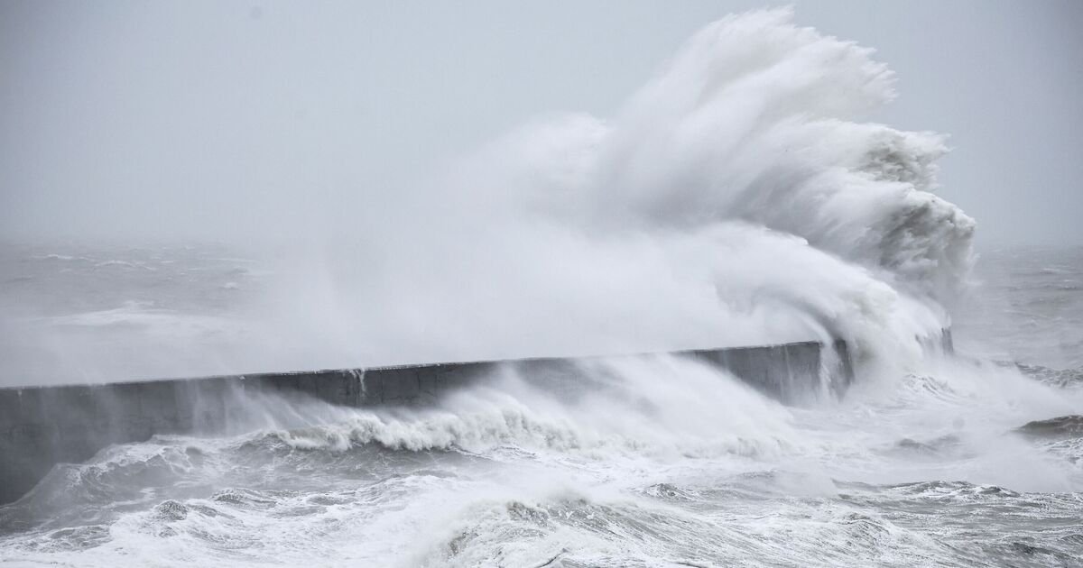 Met Office Issues 18-Hour Amber Weather Warning for Severe Conditions in Scotland