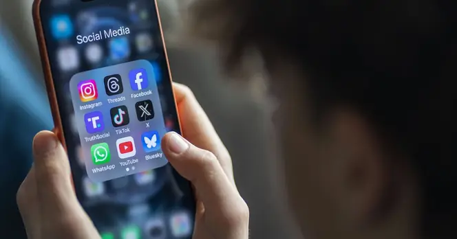UK Government Launches Multimillion Pound Investment to Reduce Children's Screen Time