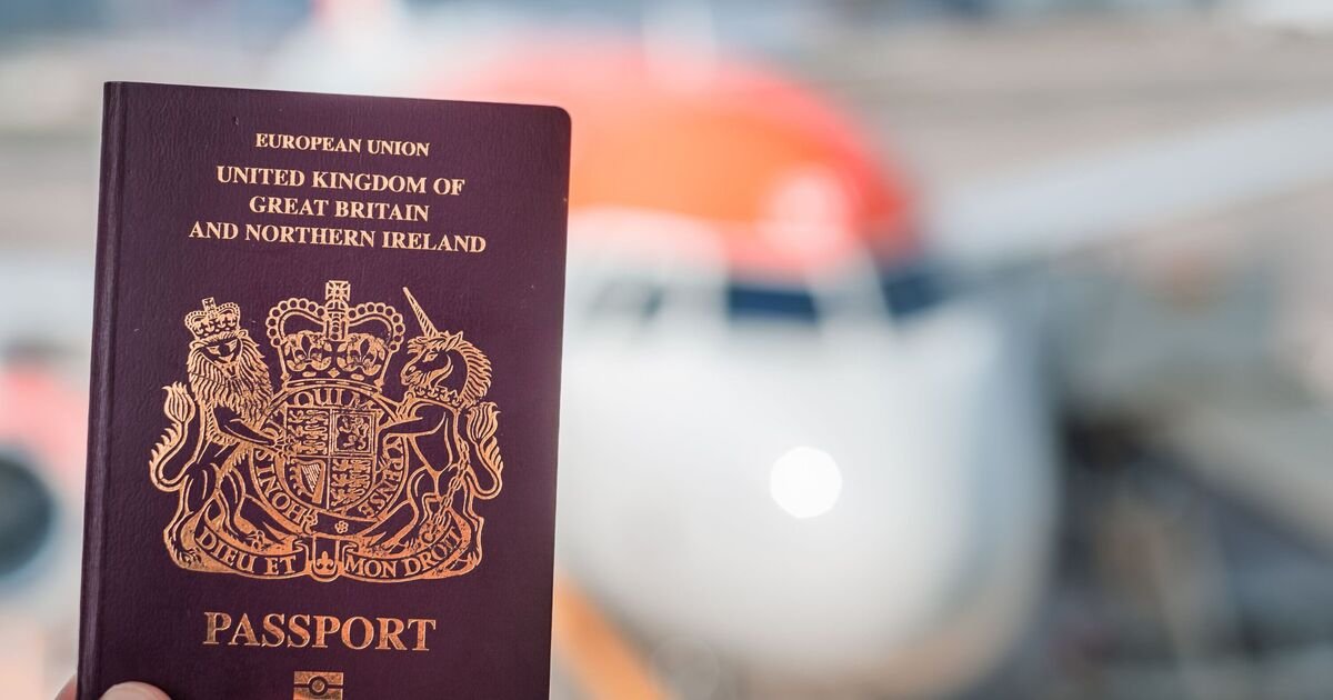 New Regulations Require 1.2 Million Dual Citizens to Carry UK Passport to Enter UK