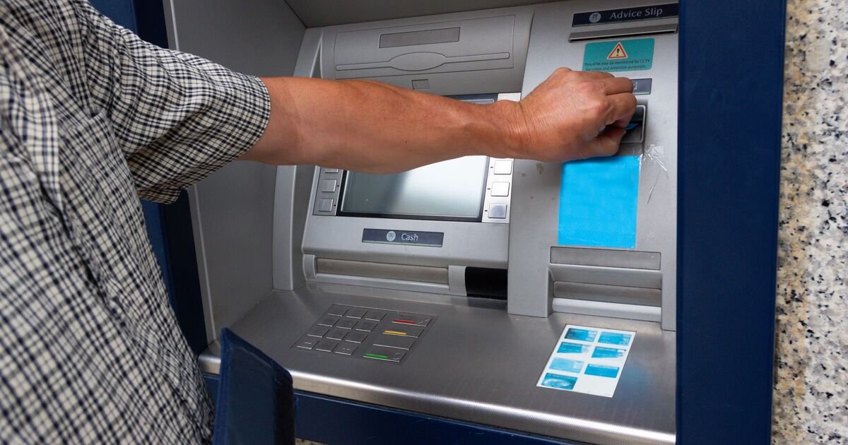 Tax Experts Warn Savers to Stay Within £20,000 Limit to Avoid Higher Fees