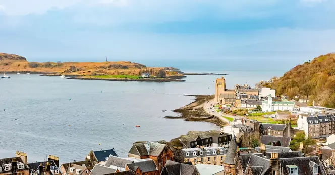 New Bus Service Launches May 20 Connecting Glasgow to Oban